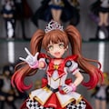 自前の美女をフィギュア化 3枚目