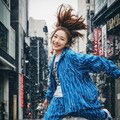雨に踊れば 2枚目