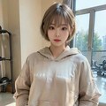 パーカー女子 2枚目