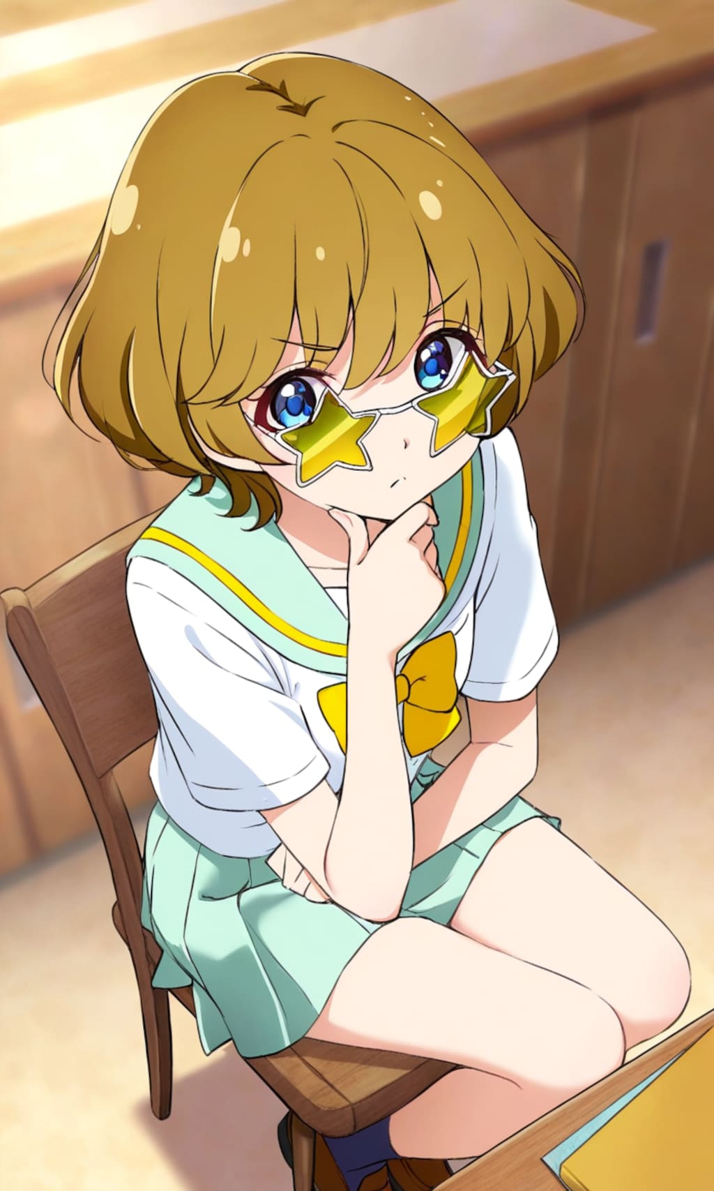 名探偵みのりん（眼鏡外すと美少女）。