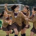 サッカーをする女の子 6枚目