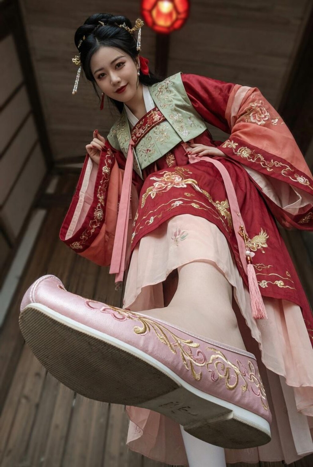 漢服に屈服