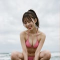 ビキニ、お道化る 2枚目