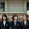 スカートは校則違反の学校 3枚目
