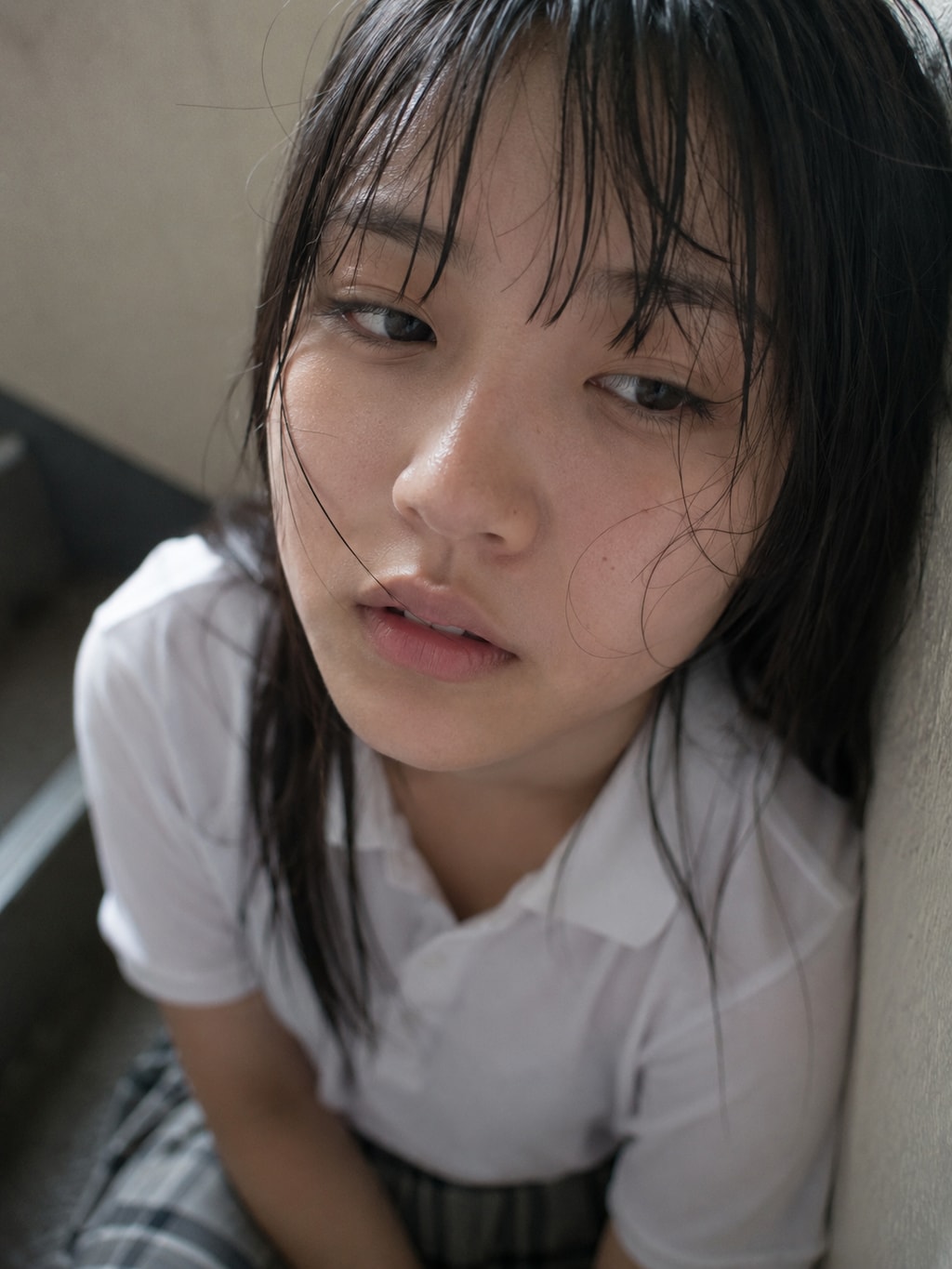 疲れ果てた美少女