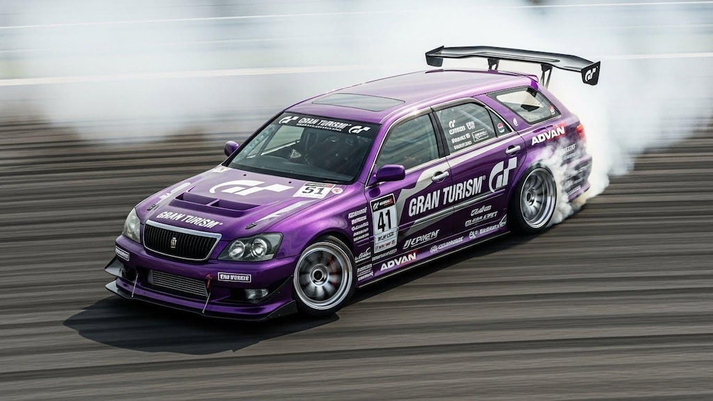 グランツーリスモクラウンエステートのドリ車