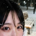 Snowflakes on Her Smile 3枚目
