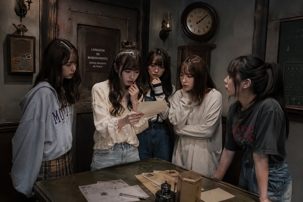 謎解き(私服＆衣装)