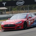 Intelテスラレーシングカー 2枚目