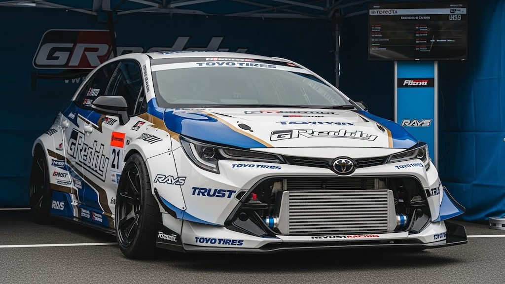 トーヨータイヤGRカローラ