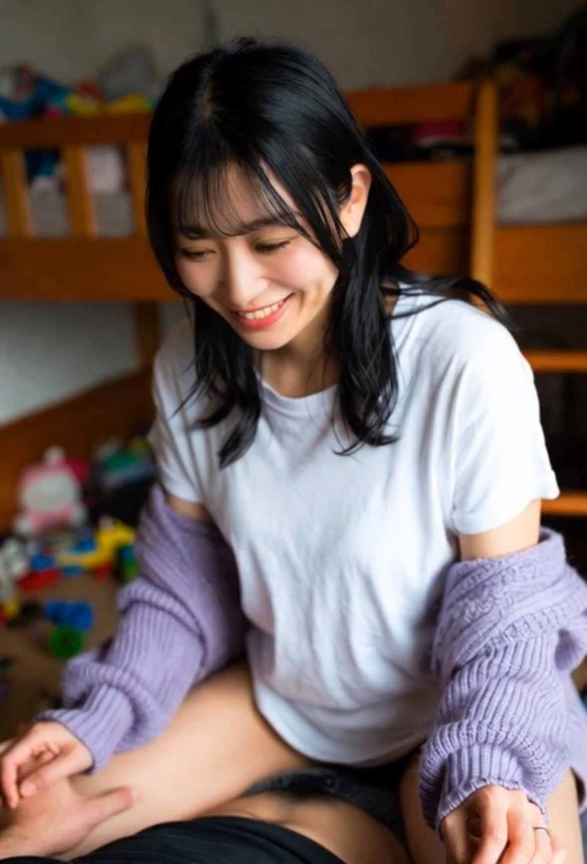子供部屋でママが