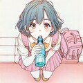 水を飲む少女② 3枚目