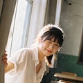 Sunlight Resting on a Quiet Smile 2枚目