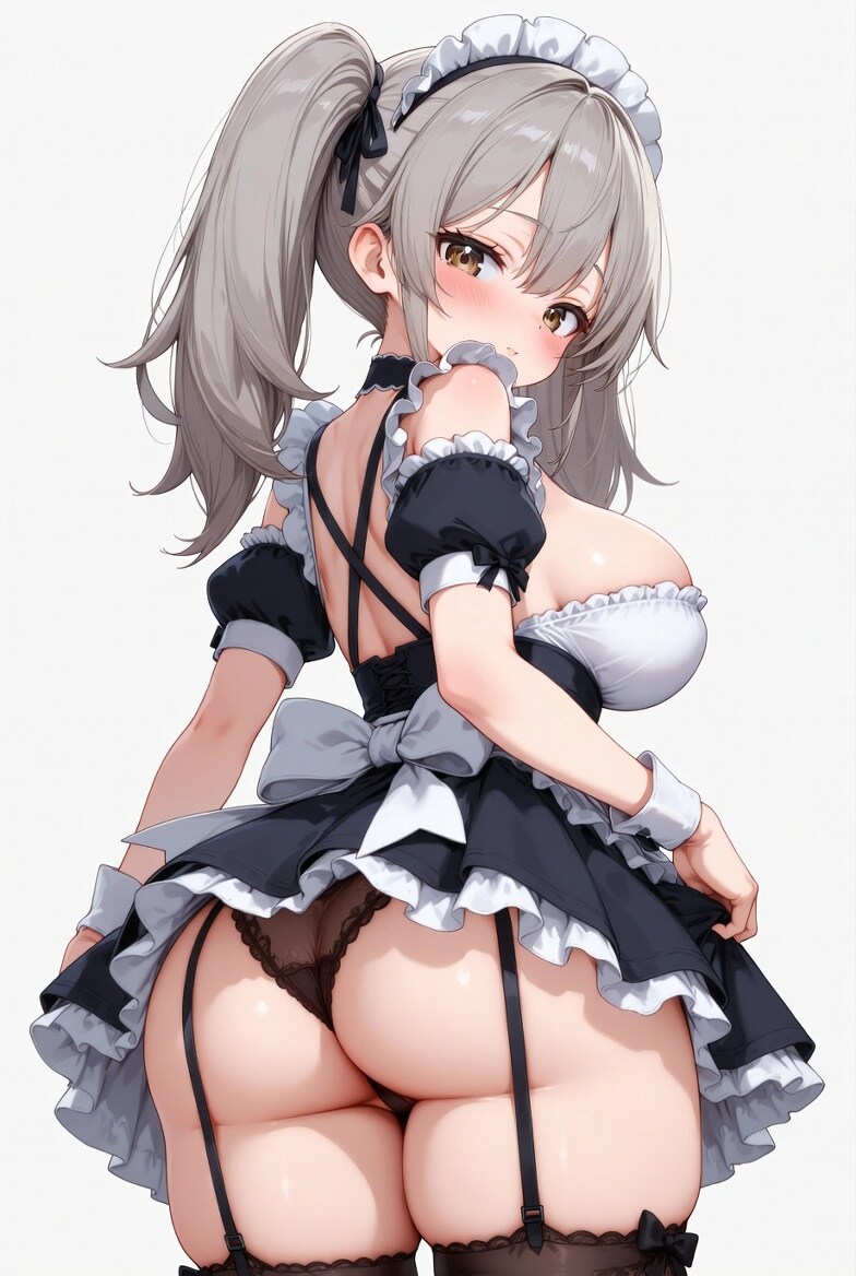 たわわメイド・クリスの振り向き